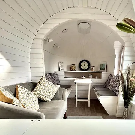 Iglupod Near Sligo Ferienhaus Geevagh